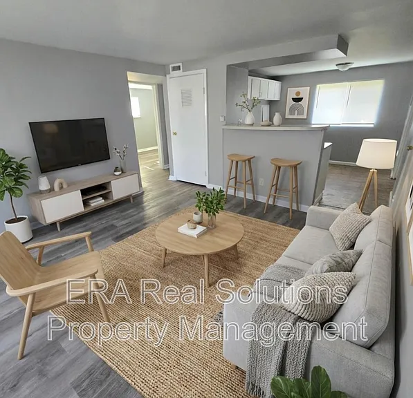 3600 Cushing Dr #C — Photo 2
