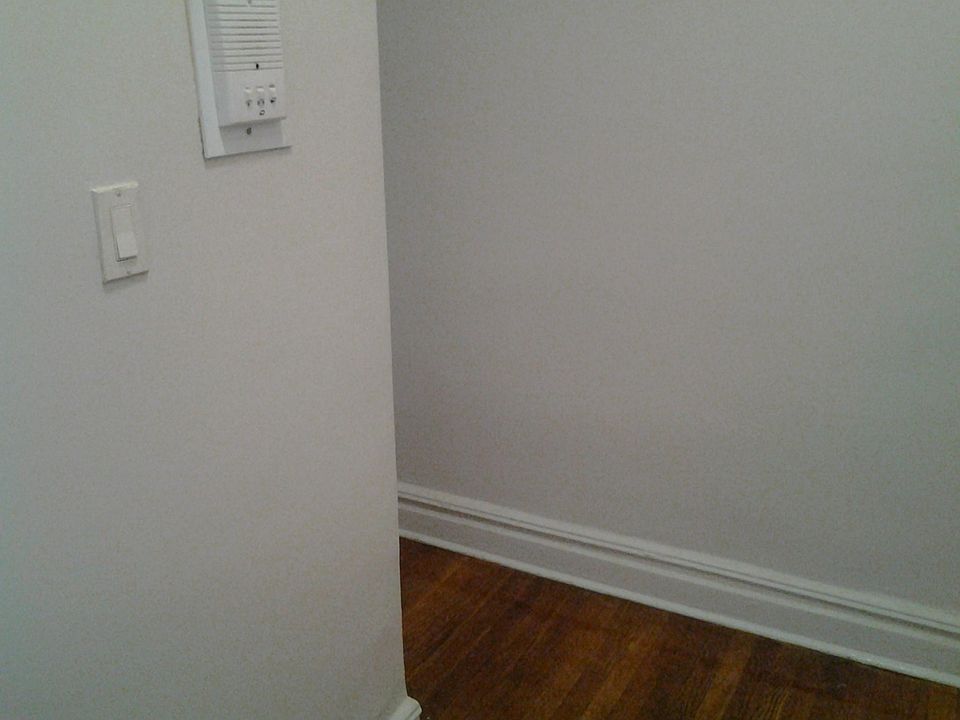 2nd image of 14060 Beech Ave #4