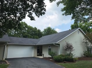 3705 S Grasstree Ct, Bloomington, IN 47401