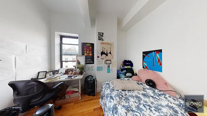 Rented by Bond New York | media 8