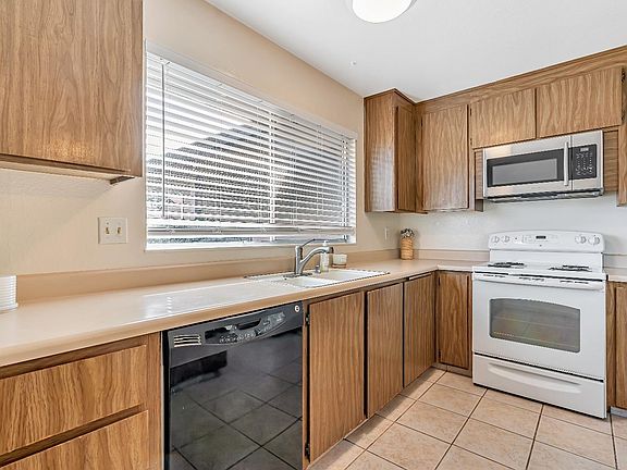 5th image of 4359 Goodson Way