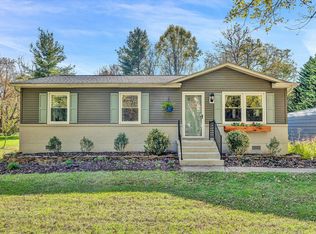 3320 Catawba Valley Dr, Salem, VA 24153
