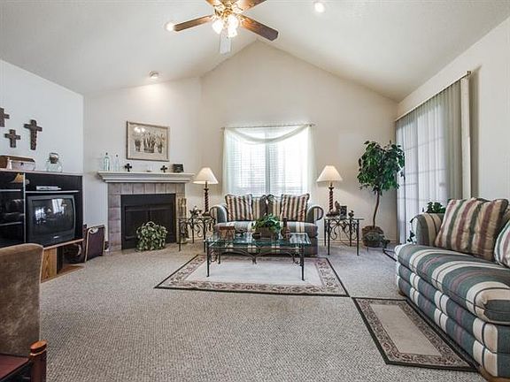 4th image of 3214 Wykes Dr