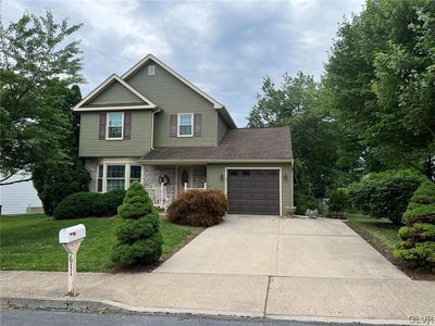 611 Willow Dr N, Catasauqua, PA, 18032