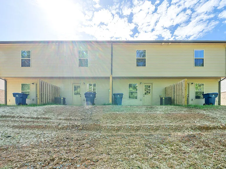 260 Smithson Ln — Photo 19