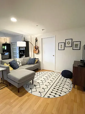 Rented by Modern Spaces | media 11