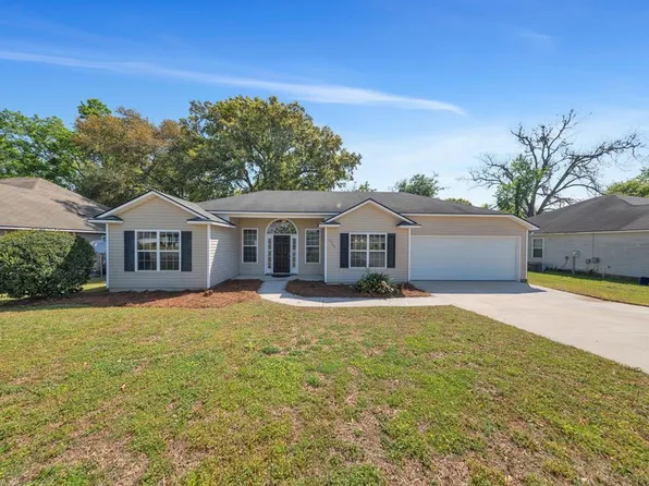 5267 Branch Point Dr, Valdosta, GA 31605