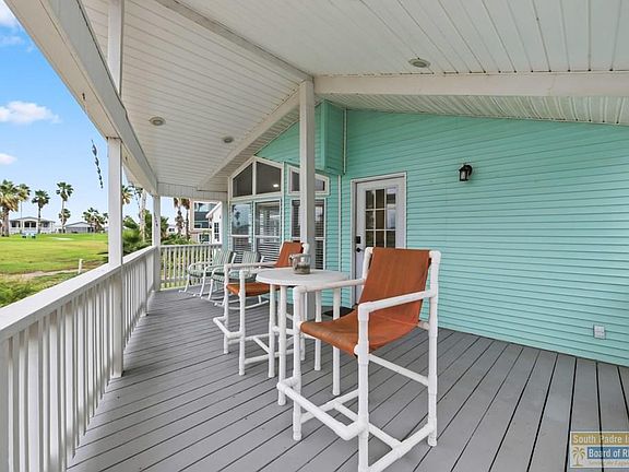 3rd image of 558 Sand Dollar Dr