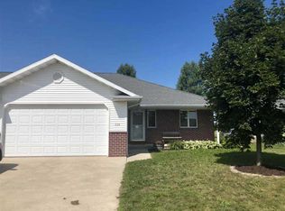 339 Rising Star Ln, Seymour, WI 54165
