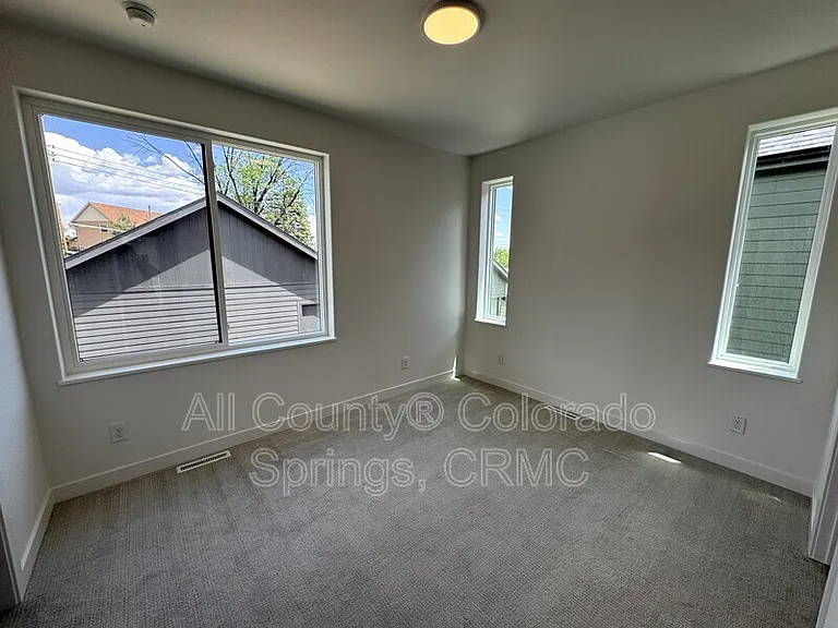 2512 1/2 W Bijou St — Photo 12
