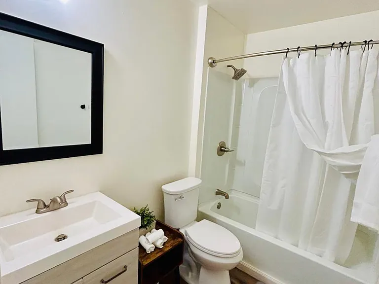 109 W Alicia St — Photo 11