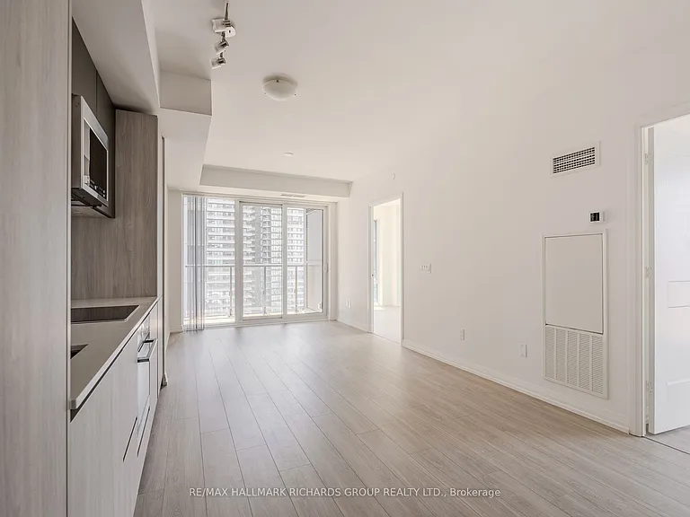28 Widmer St #3023 — Photo 5
