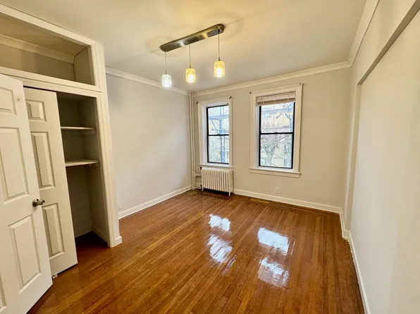 275 Harrison Avenue image 3 of 15