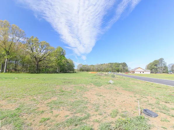 103 Horseshoe Creek Dr, Brookland, AR 72417