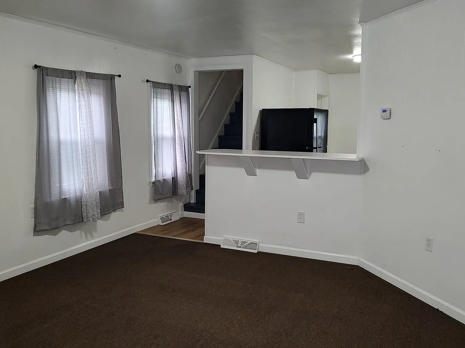 2 bed, $800 — Photo 2