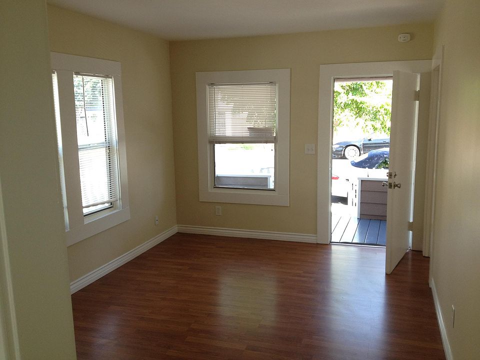 2nd image of 1027 S Evans St