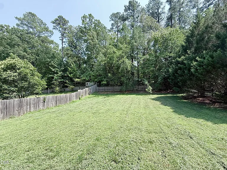 2729 E Shoreham St — Photo 51