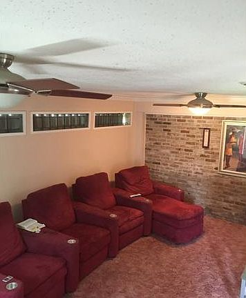 2nd image of 6360 Essex Ct