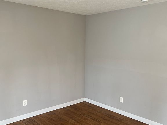 5th image of 2968 N Gale St