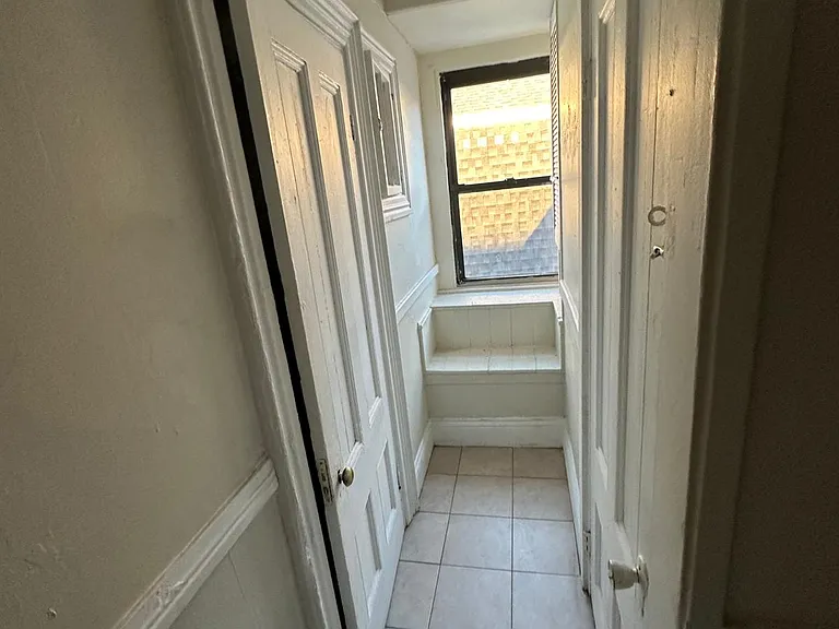 183 Harvard St #3A — Photo 24
