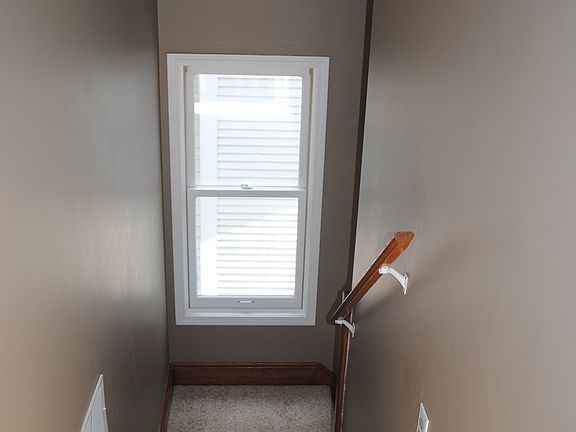 4th image of 744 Union Ave SE