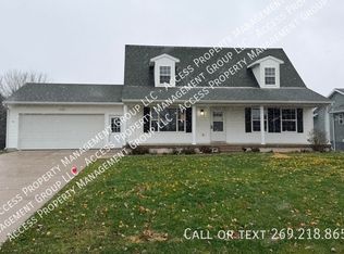 3670 Prairieview Dr, Ravenna, MI 49451