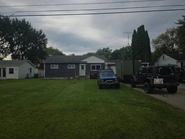 6032 Hopkins Rd, Flint, MI 48506