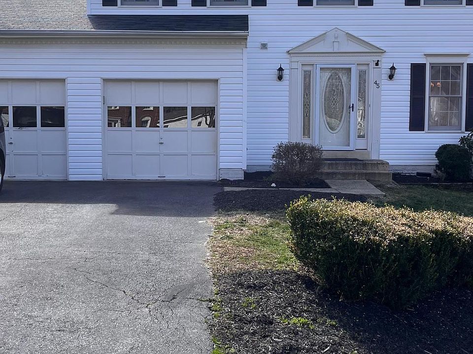 1st image of 45 Willow Glen Ct