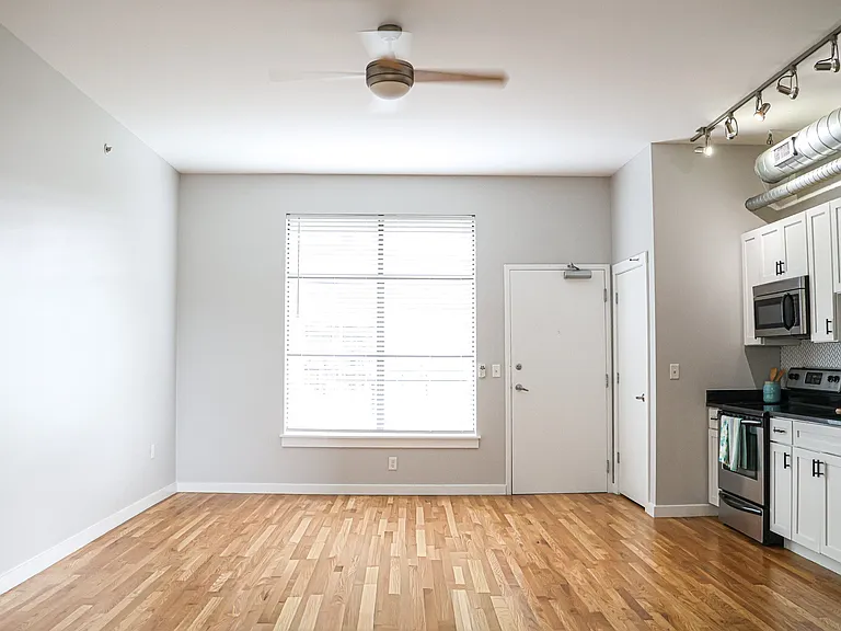 Gale Lofts — Photo 28