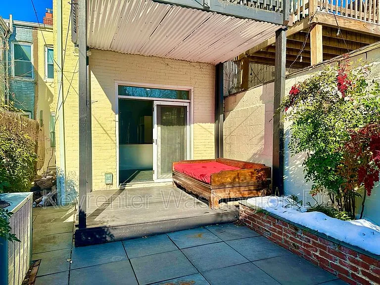 618 Q St NW #NW — Photo 23