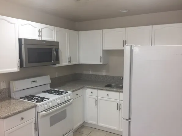 424 Pine Haven St APT 105, Las Vegas, NV 89144