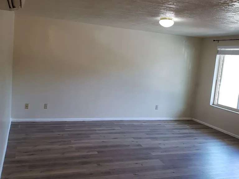 473 S State St #226 — Photo 6