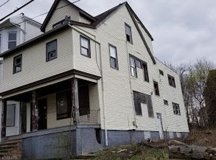 19 20th Ave, Irvington, NJ 07111