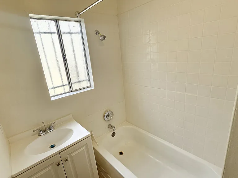 463 1/4 N Boylston St #463-1/4 — Photo 14