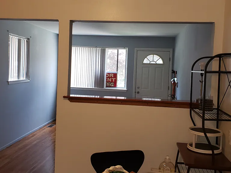 939 Harrison Blvd — Photo 2