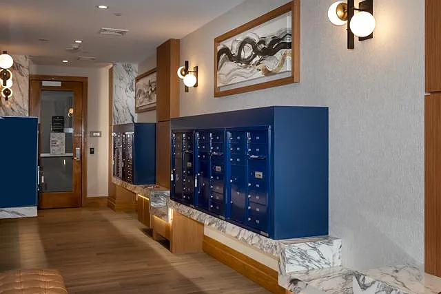 Package/Mail Area