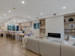 339 Keary St #2, New Westminster, BC V3L 3L2