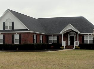 7051 Glynn Mill Farm Dr, Fayetteville, NC 28306