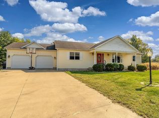 506 Insignia Dr, Herrin, IL 62948