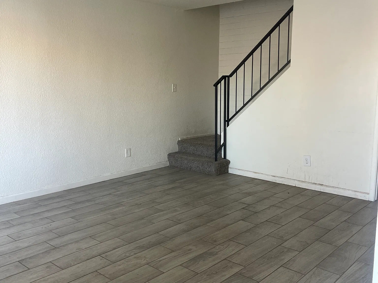 2 bed, 924 sqft, $1,250 — Photo 4