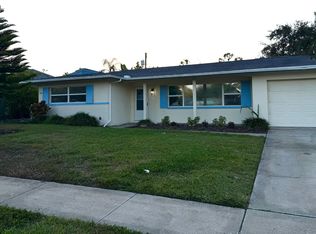 522 Gershwin Dr, Largo, FL 33771