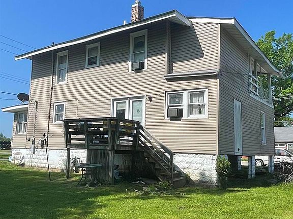 5th image of 300 E College St