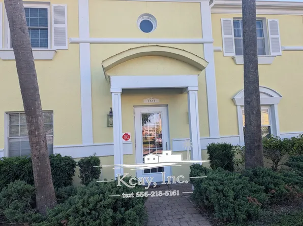 101 Pompano Dr SE APT D, Saint Petersburg, FL 33705