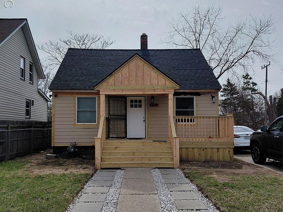 1st image of 13124 Flanders St