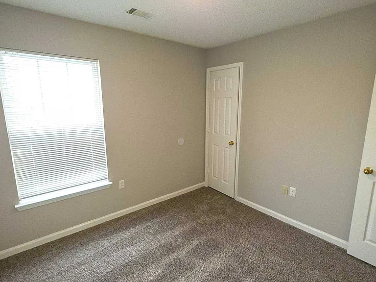 205 Kent Lake Dr — Photo 34