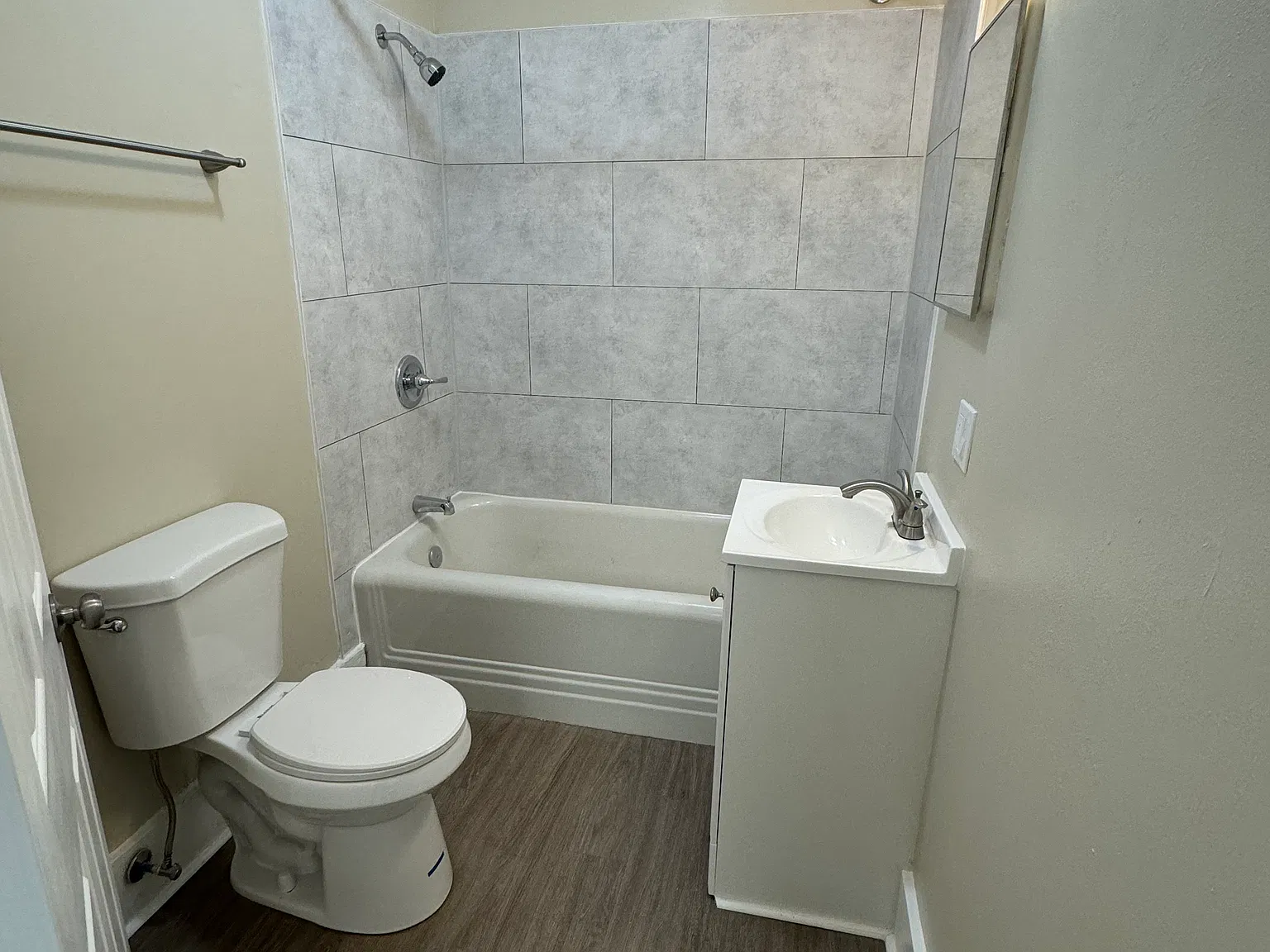 1 bed, 700 sqft, $600 — Photo 4