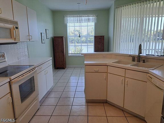 5th image of 15037 Tamarind Cay Ct APT 1503