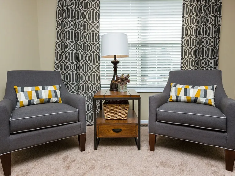 Ashworth Pointe & Foxboro Townhomes — Photo 10
