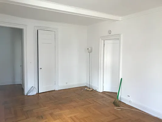 Rented by Everrock Equities | media 3