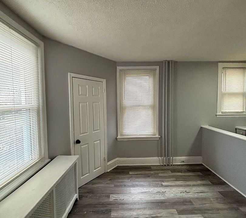 1st image of 230 Sharon Ave APT B